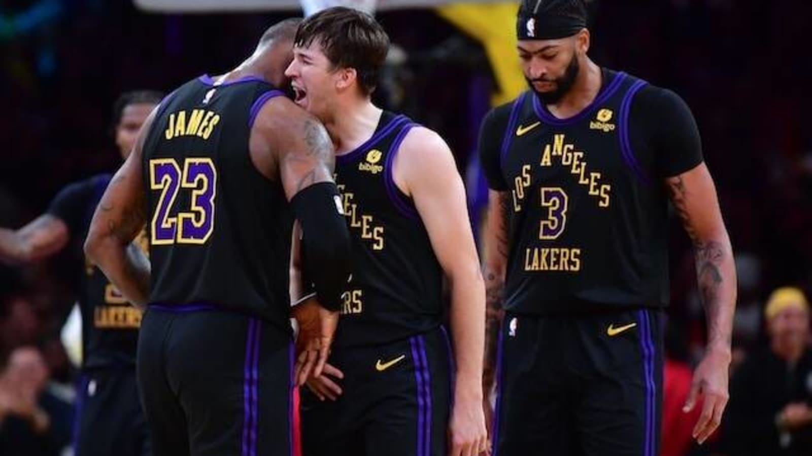  LeBron James, Austin Reaves & Anthony Davis Lead In-Season Tournament Win Over Suns