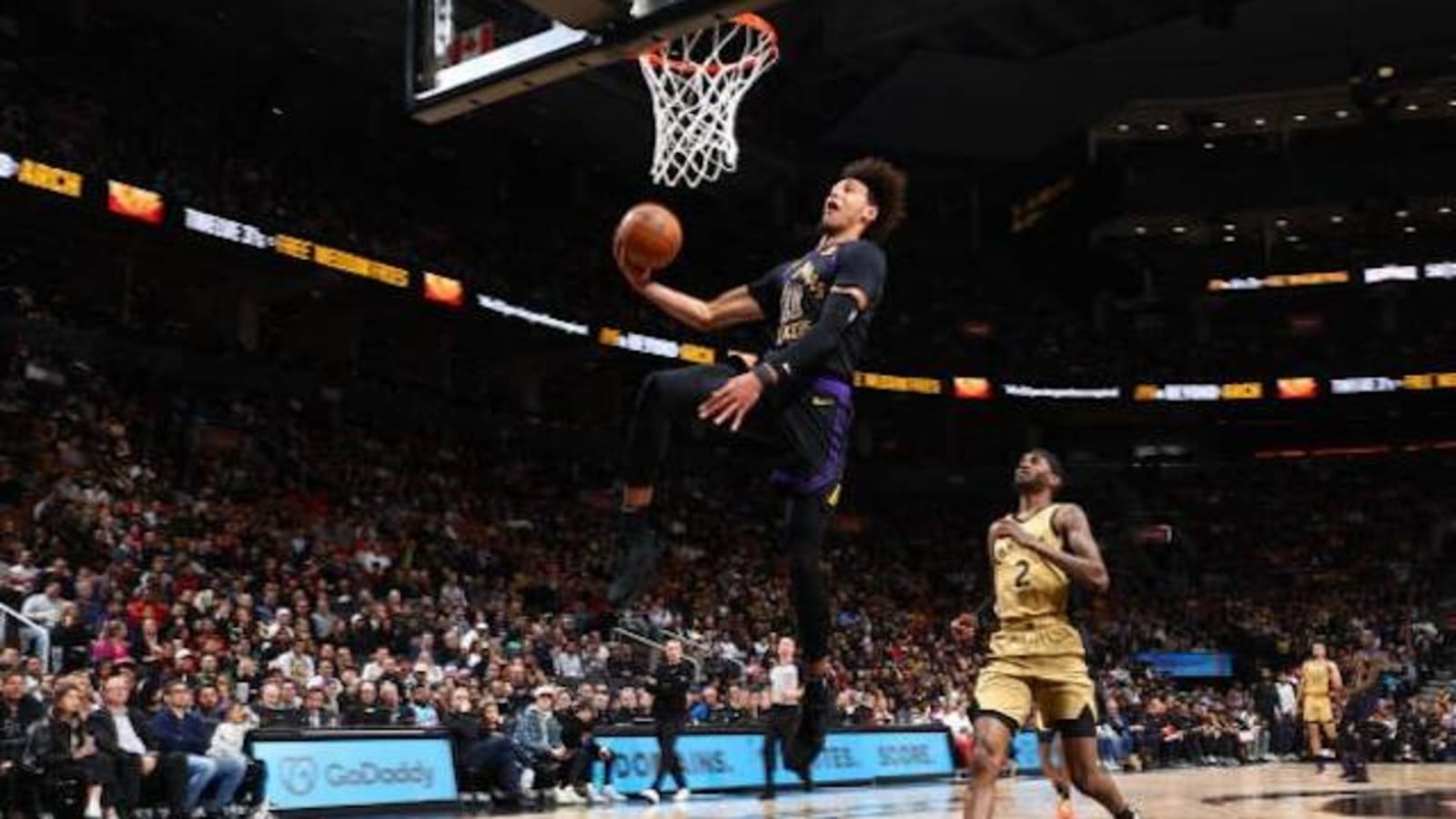  D’Angelo Russell Scorches From Deep, Jaxson Hayes Throws Down Eastbay Dunk Against Raptors