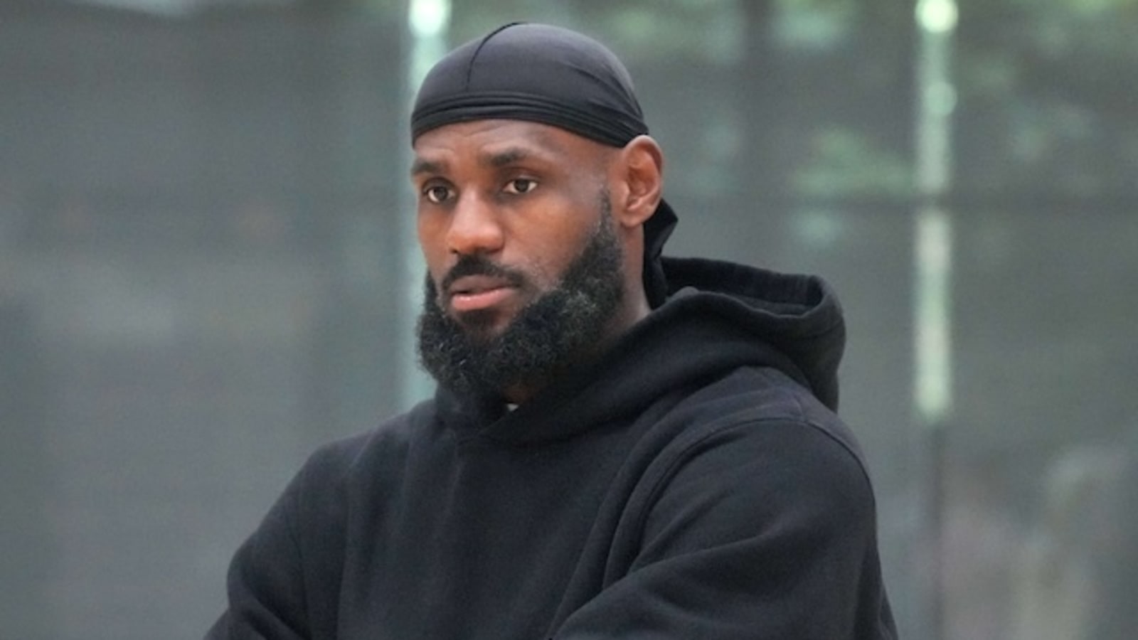  LeBron James May Take Slight Pay Cut Off Of Max Contract To Avoid Second Apron