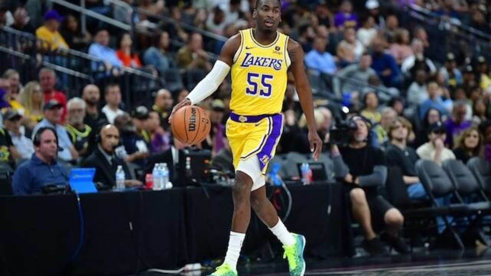 Lakers Waive Two-Way Players D’Moi Hodge & Alex Fudge