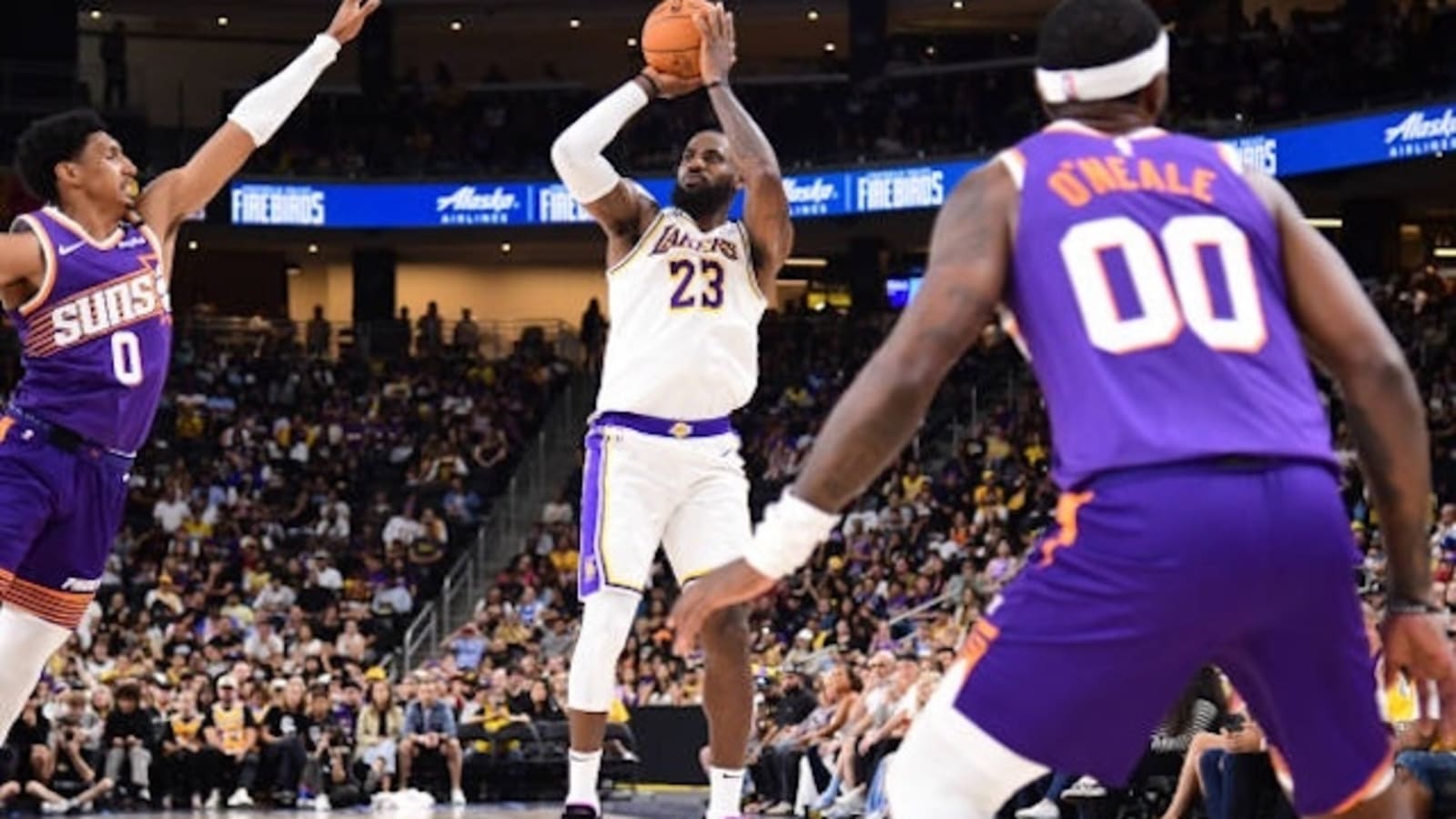 Lakers Vs. Suns Preseason Preview: LeBron James Out