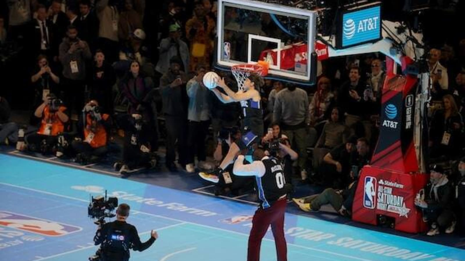 Mac McClung Appreciated Lakers Legend Shaquille O’Neal Wearing Jersey In Dunk Contest