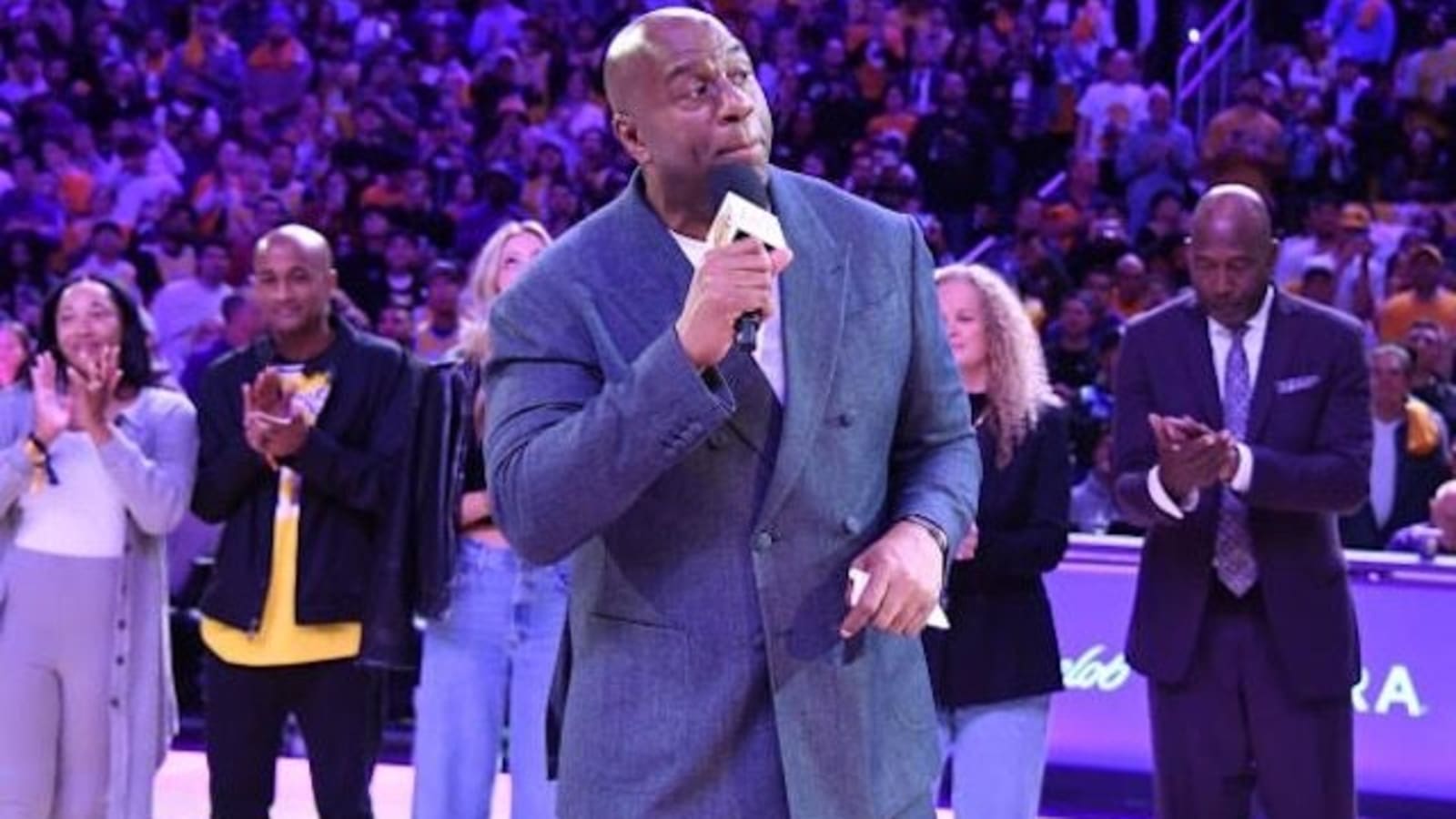  Magic Johnson Reacts To Luka Doncic Trade