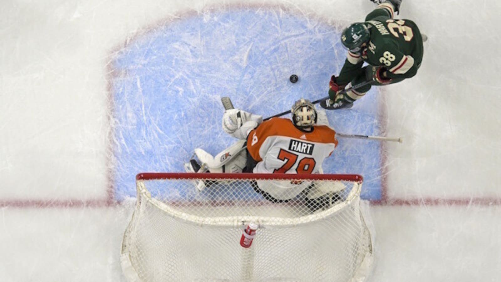 NHL Free Agency: A List of Players Who Were Not Qualified and Are Now UFAs