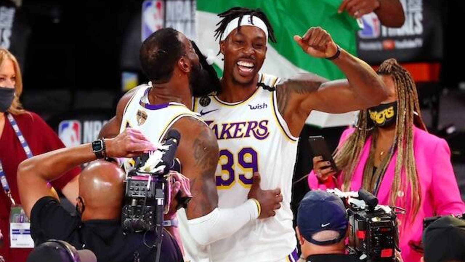 Dwight Howard Believes Lakers Would Have Three-Peated If 2020 Championship Team Didn’t Split Up