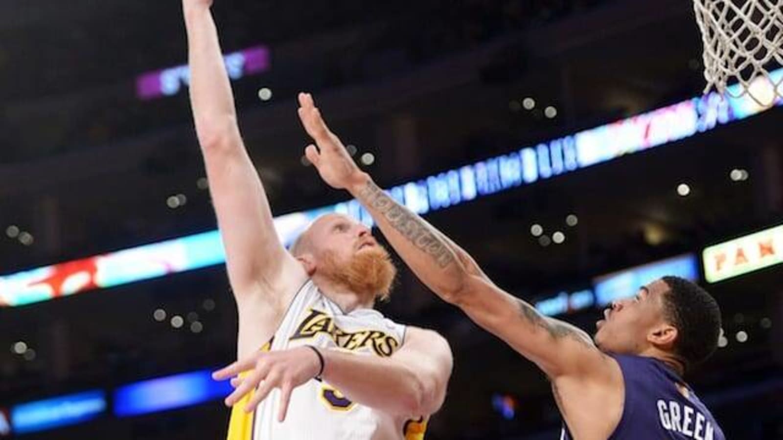 This Day In Lakers History: Chris Kaman Dominates To Dash Suns’ Playoff Hopes