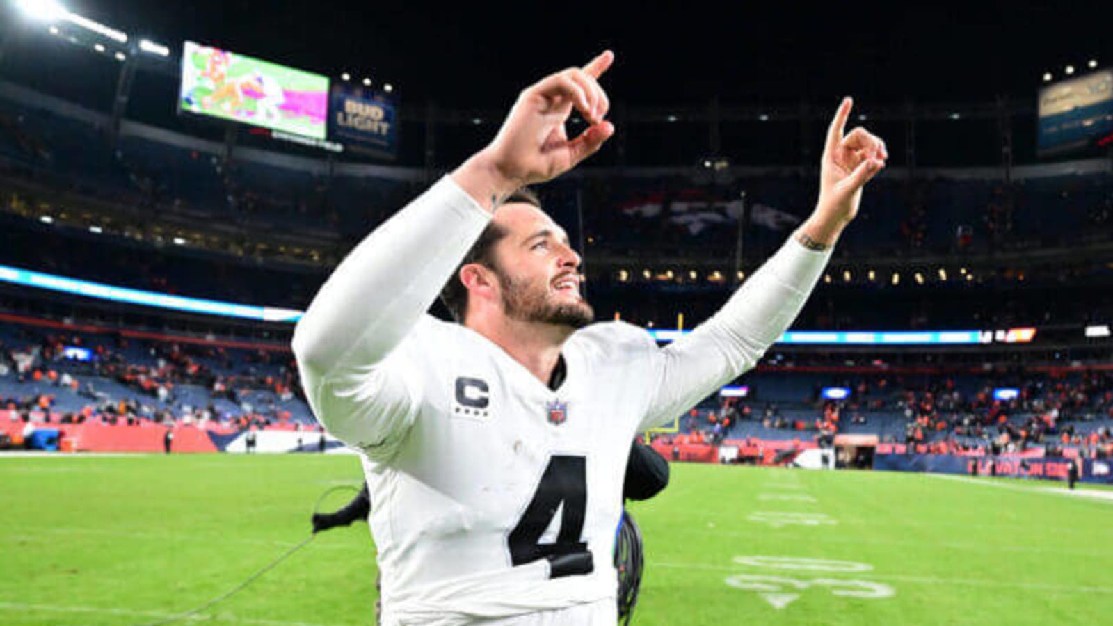  Derek Carr ‘Choosing To Move On’ With Las Vegas Future Coming To End