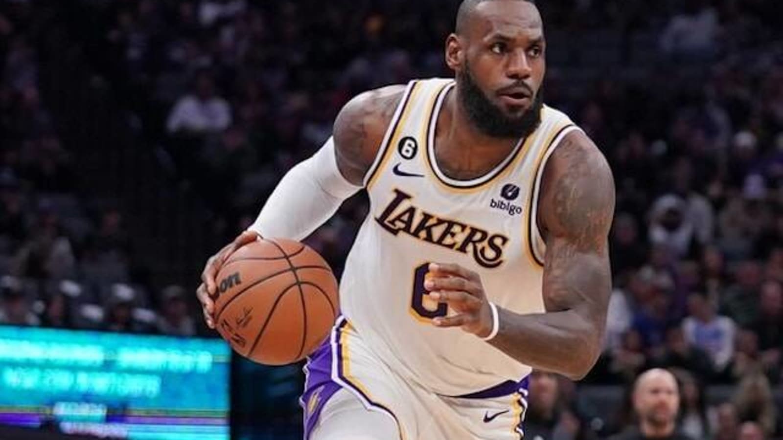  LeBron James Still Wants To Finish Career in L.A. Despite Recent Comments