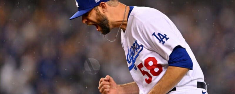 Chris Martin Believes He Can 'Fit Right In' With Dodgers Bullpen