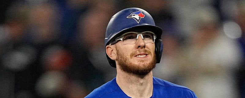 Alejandro Kirk Withdraws From 2023 World Baseball Classic - Sports  Illustrated Toronto Blue Jays News, Analysis and More