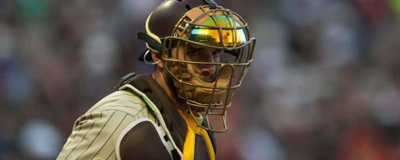 Former Padres Catcher Signs With NL West Rival