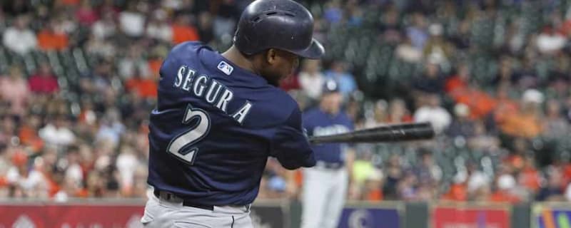 Former Seattle Mariners All-Star Goes Viral For Celebration in Dominican Winter League