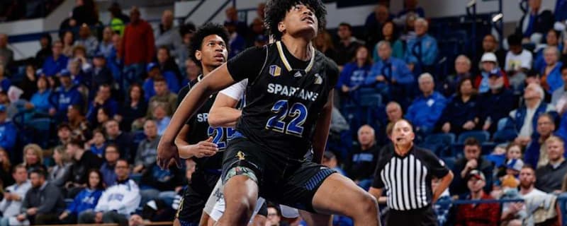 Gophers add transfer forward Robert Vaihola from San Jose State