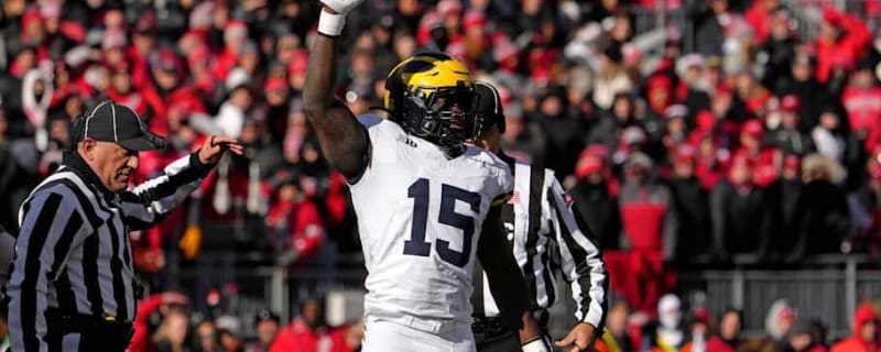 Michigan linebacker Ernest Hausmann returns to Uganda to bring clean water to villagers