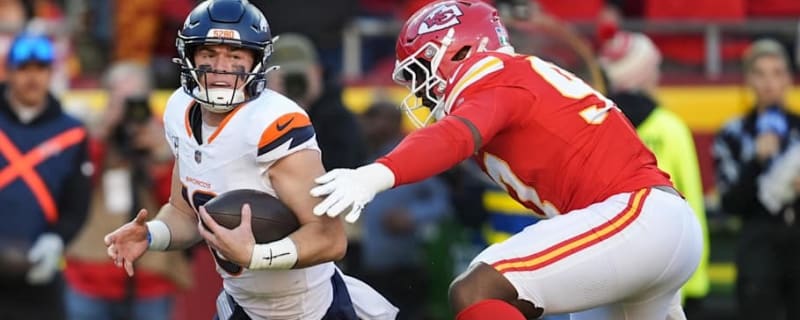 Former Kansas State Wildcat Among The Kansas City Chiefs Celebrating AFC West Title
