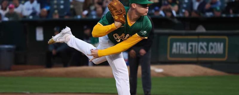 A&#39;s Reinstate Ross Stripling, Option Basso