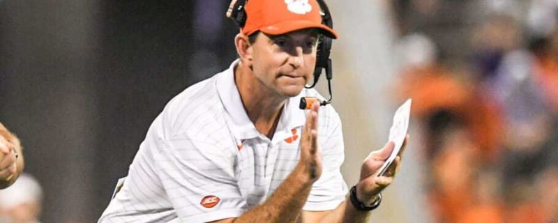 Clemson names Dabo Swinney&#39;s son assistant WRs coach
