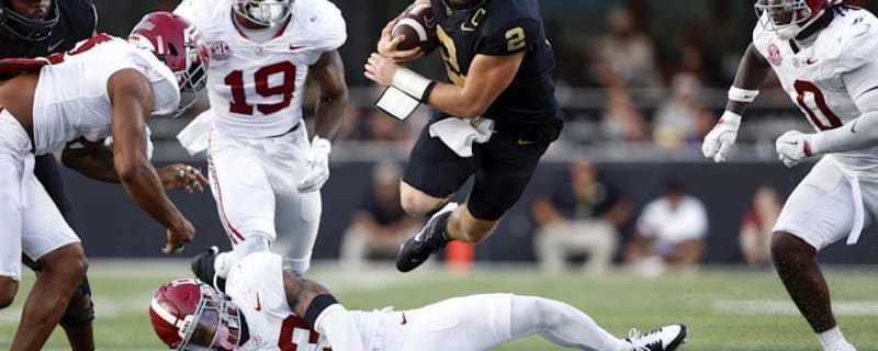 Alabama&#39;s Malachi Moore Loses His Cool in Game&#39;s Final Seconds Saturday