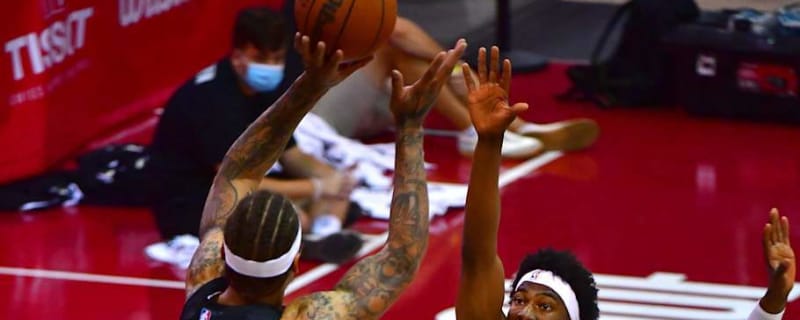 NBA Twitter Rallies Behind Former K-State&#39;s Michael Beasley In 1v1 With Lance Stephenson