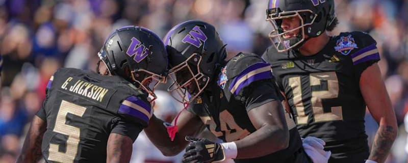 Demond Williams Jr. Is Sensational, But Huskies Can&#39;t Pull It Out