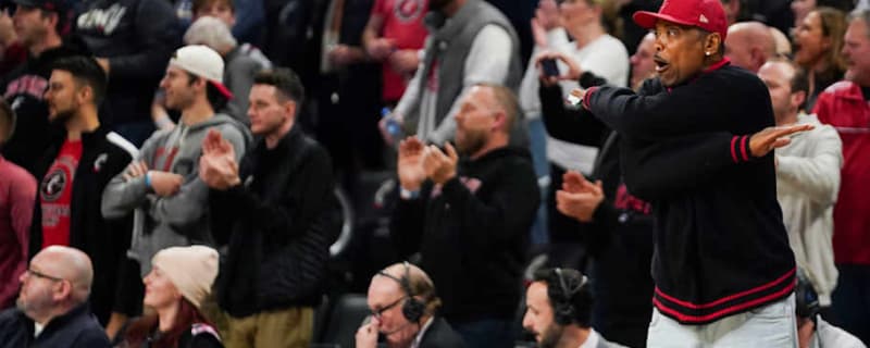 Watch: Bearcats Legend Corie Blount Tells Funny Recruiting Story Tied to Bob Huggins