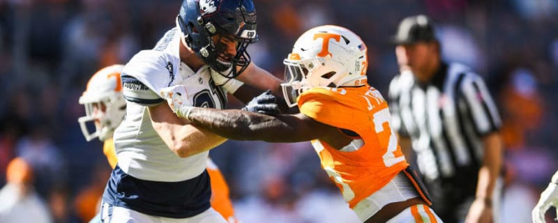 Tennessee Volunteers Lose Potential Starter for Entire 2024 College Football Season