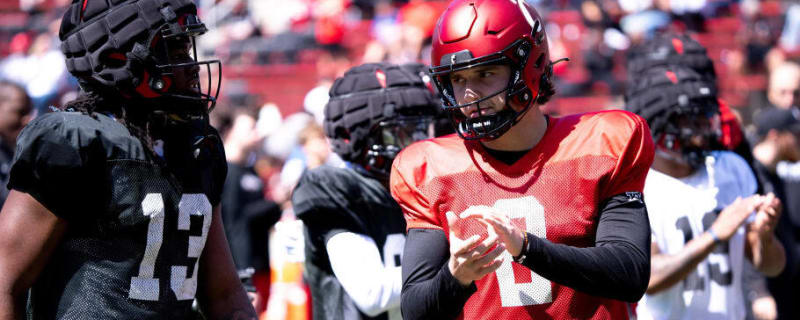 Cincinnati Dives Into New QB Battle as Fall Camp Starts: &#39;We&#39;ll See How This Competition Works Out&#39;