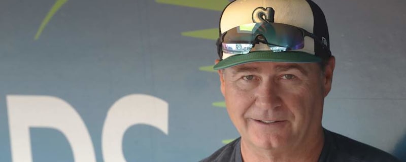 Padres Hire Former Mariners Longtime Manager in Surprise Move