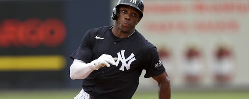 Chicago Cubs Sign Former New York Yankees Outfielder, Extend Invite To Camp
