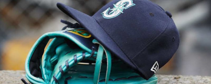 Seattle Mariners Sign Intriguing Prospect Sauryn Lao to Minor League Deal