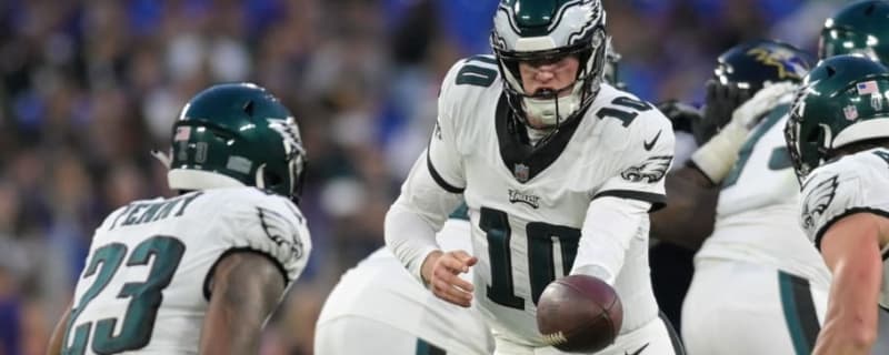 Ex-Eagles Running Back Shockingly Announces Retirement Despite Bold Claim