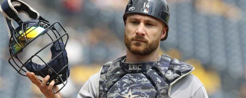 Former Braves Catcher Reflects on Meeting Team Legends During Career