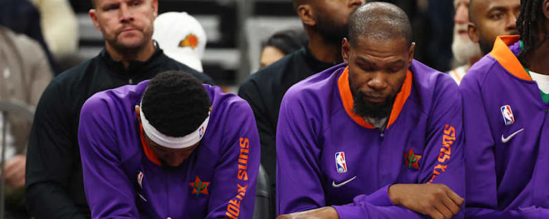 Suns&#39; Locker Room &#39;Toxic&#39; Per NBA Insider