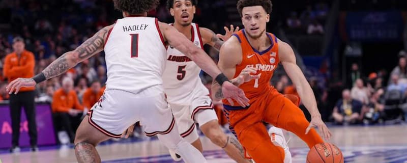 Watch: Clemson Tigers ACC Tournament Game Ends in Controversial No-Call