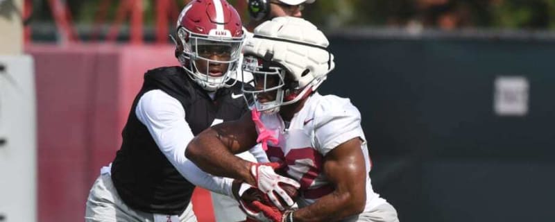 How Offseason Tampa Trip Strengthened Bond Between Several Alabama Offensive Players