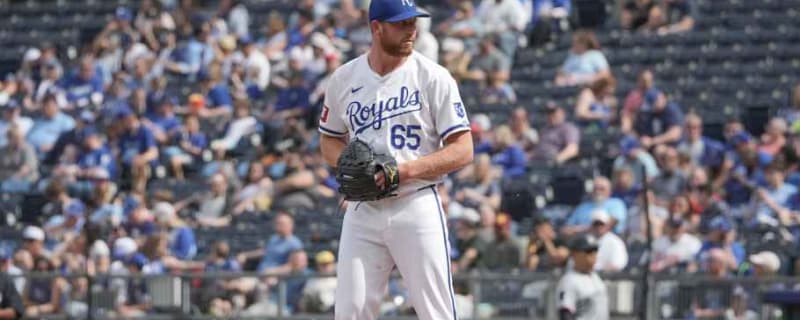 Dodgers Sign Former Yankees Top Prospect in Free Agency