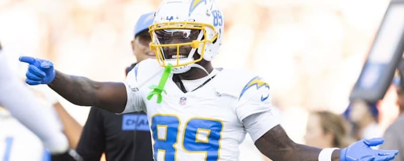 Chargers re-sign controversial WR in free agency