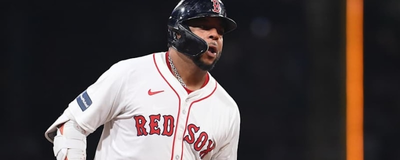 Why Scout Believes Dom Smith Was a Good Addition For The Yankees