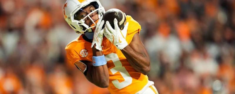 LOOK: Tennessee Volunteers Wide Receiver Squirrel White In A Sling Following Saturday's Game
