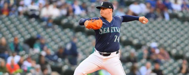 Seattle Mariners Remove Valuable Pitcher From 40-Man Roster