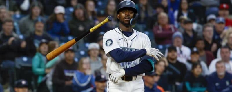 Mariners Veteran, Manager Praise Key At-Bat From Rookie in Win on Tuesday