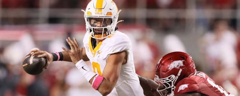 Hogs' Defense Indeed Rocked Volunteers' Offense to Sleep