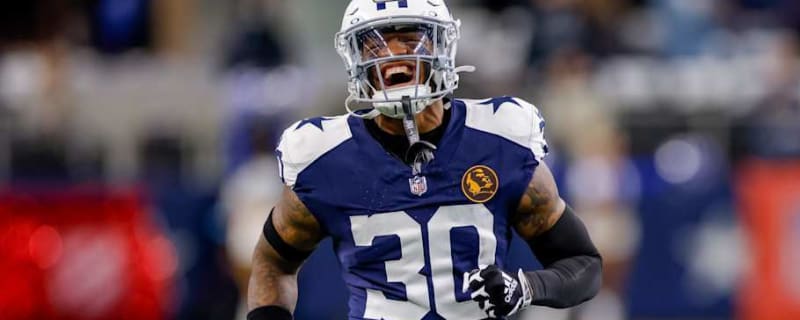 Cowboys pick up option of special teams standout before free agency