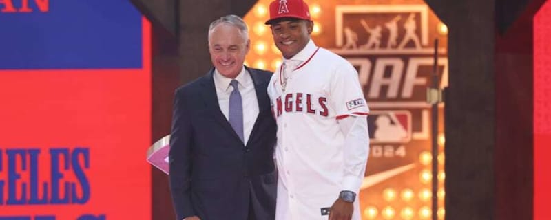 Los Angeles Angels' Christian Moore Could Make Opening Day Roster as Third Baseman