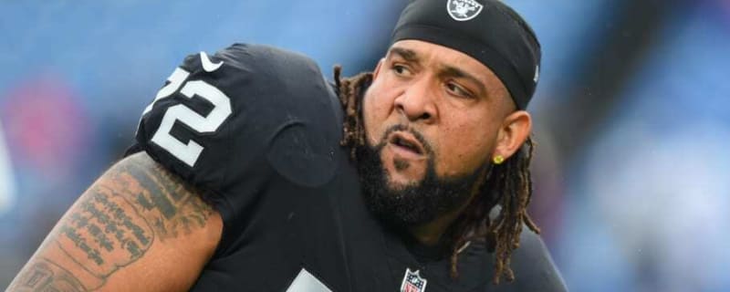 Former Pro Bowl OL Donald Penn Assisting Jaguars in Training Camp