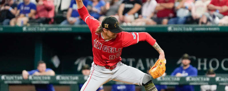 Angels Bring Back Pitcher They Released Two Weeks Ago