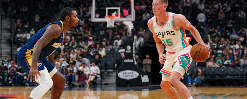 Celtics&#39; Chief Rivals Agree to Trade as Season Nears