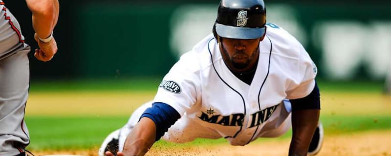 Former Seattle Mariners Slugger Makes History in Dominican Winter League