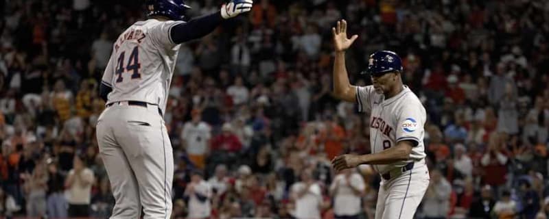 Houston Astros Make Surprising Staff Change and Part With Legendary Base Coach