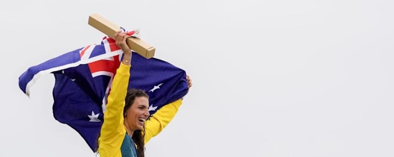 What&#39;s in the gold cardboard box Olympic medalists receive? (VIDEO)